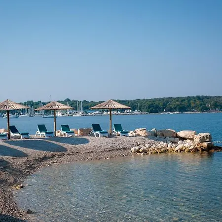 Dubravka 1 Holiday home *