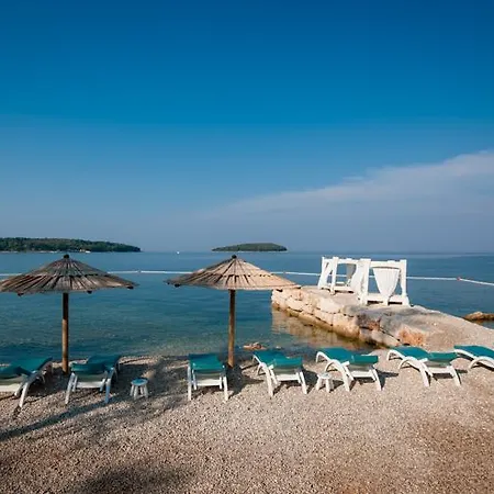 Dubravka 1 Holiday home *