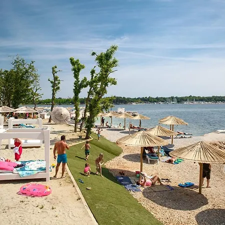 Dubravka 1 * 푼타나