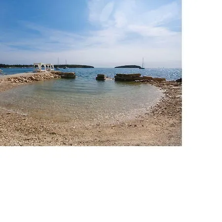 Holiday home Dubravka 1 *